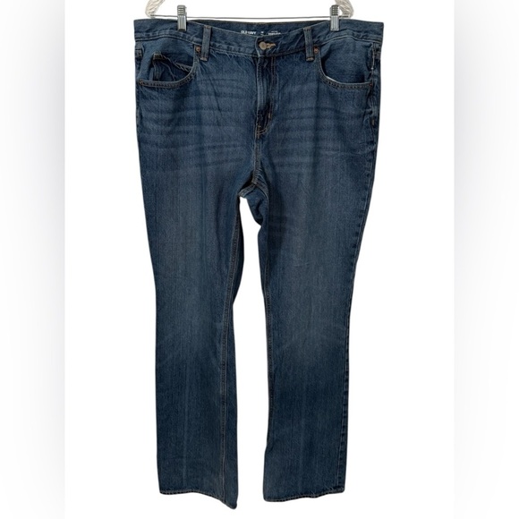 Old Navy Women’s Low Rise Boot Cut Blue Jeans size 16 Tall - Picture 1 of 8